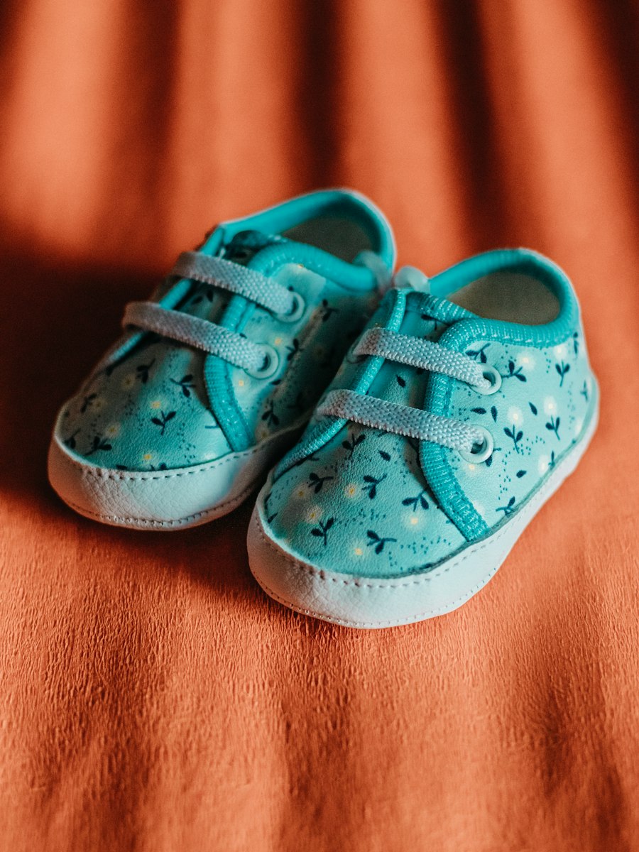 Babyschuhe mit Blümchen